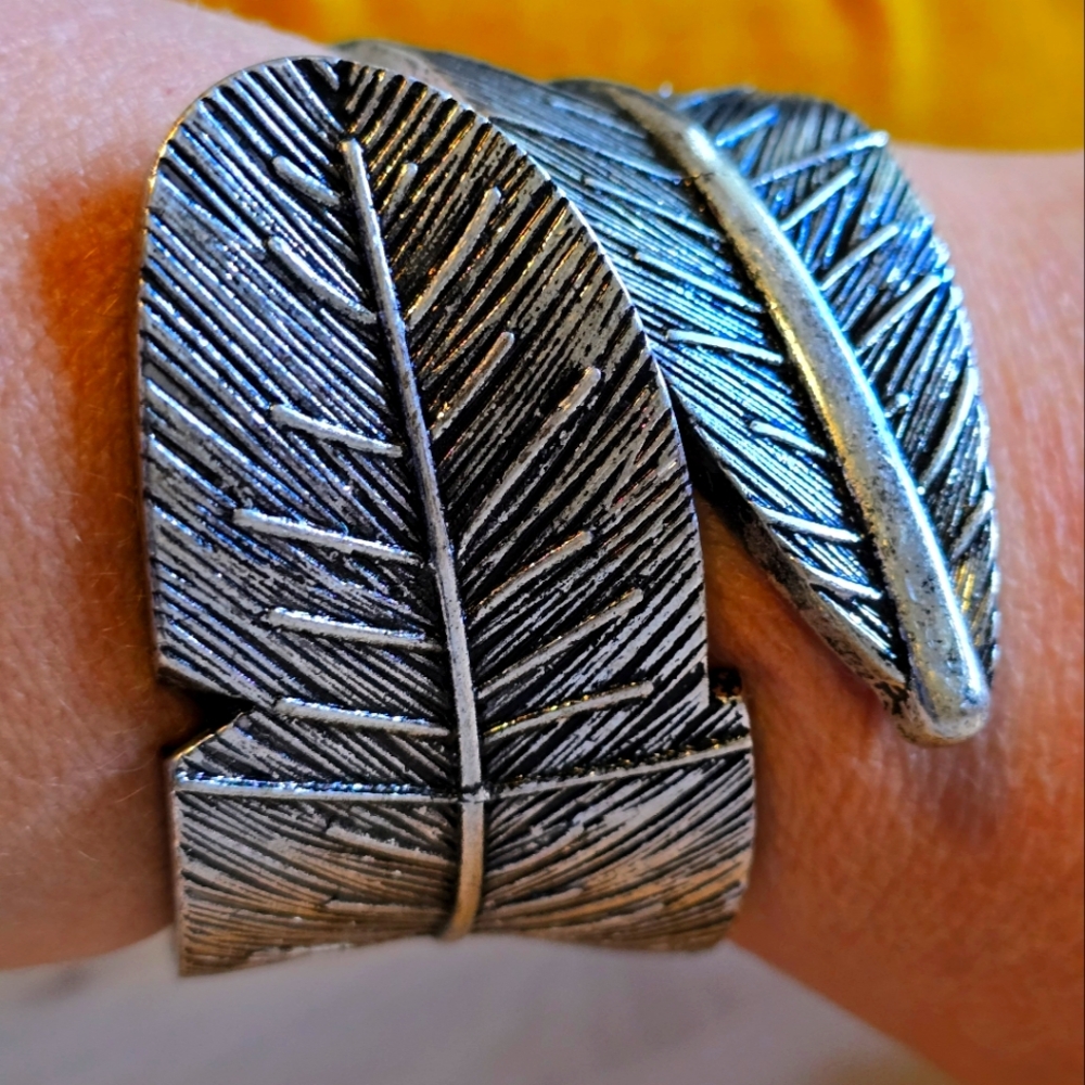 Silver Leaf Bracelet - image 1